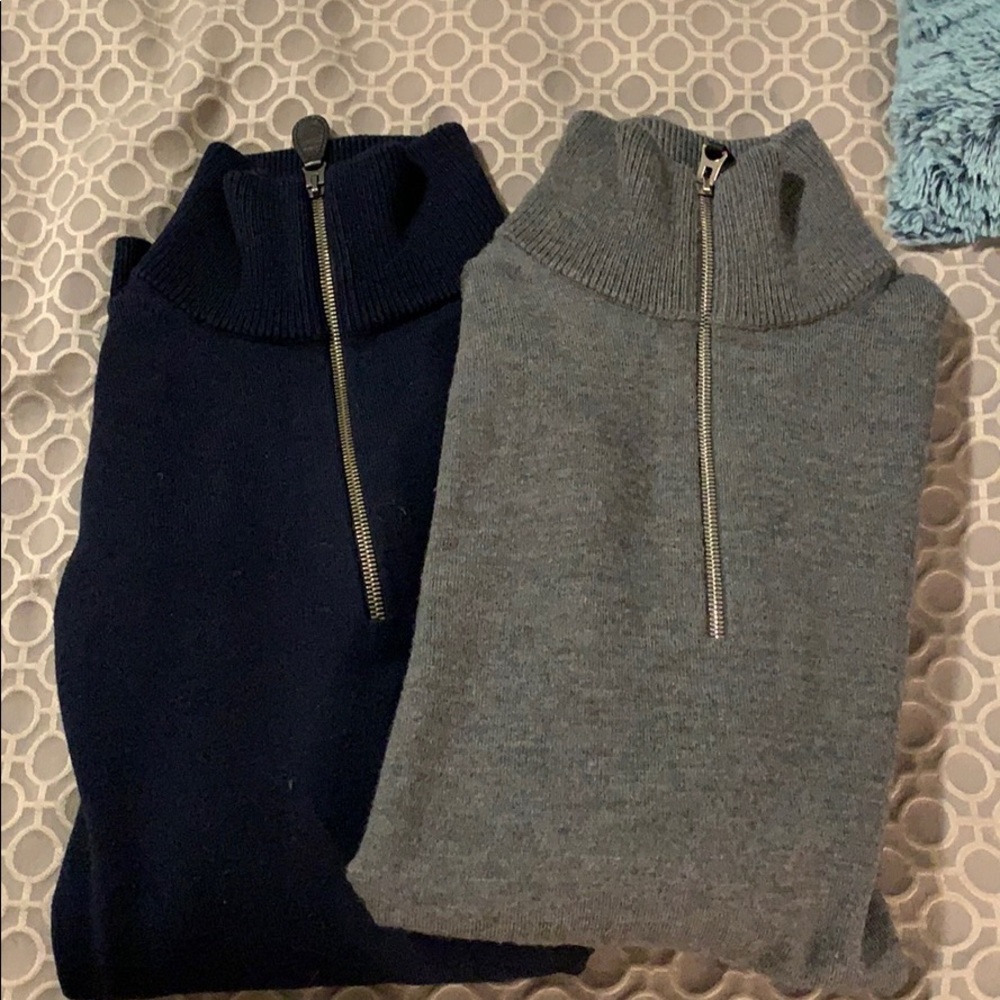 Men’s Burberry wool sweater bundle